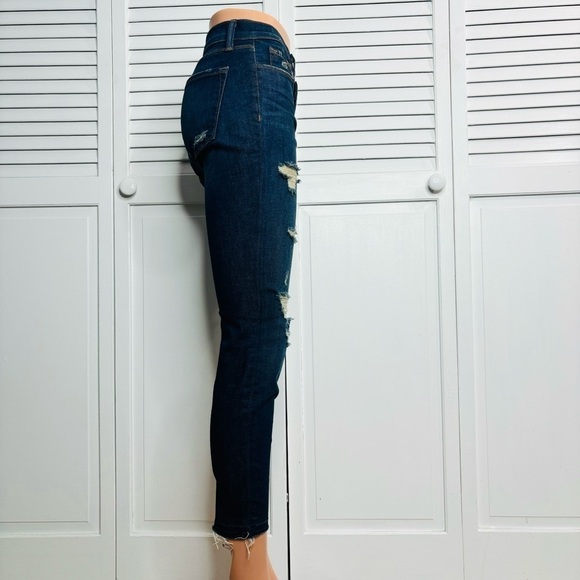 J BRAND Demented Trouble Distressed Low Rise Cropped Jeans Size 28 - Picture 4 of 9